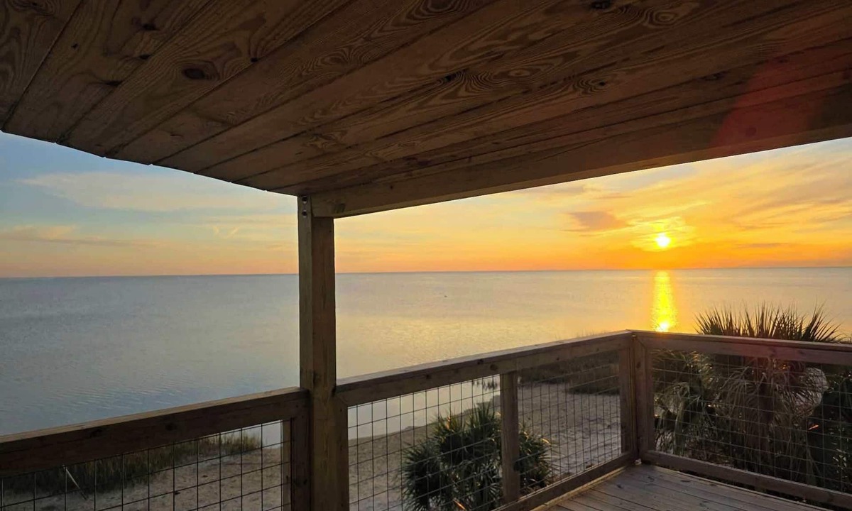 Salem House | Relax at Dark Island Gulf Retreat in this 4-bedroom house in Perry FL