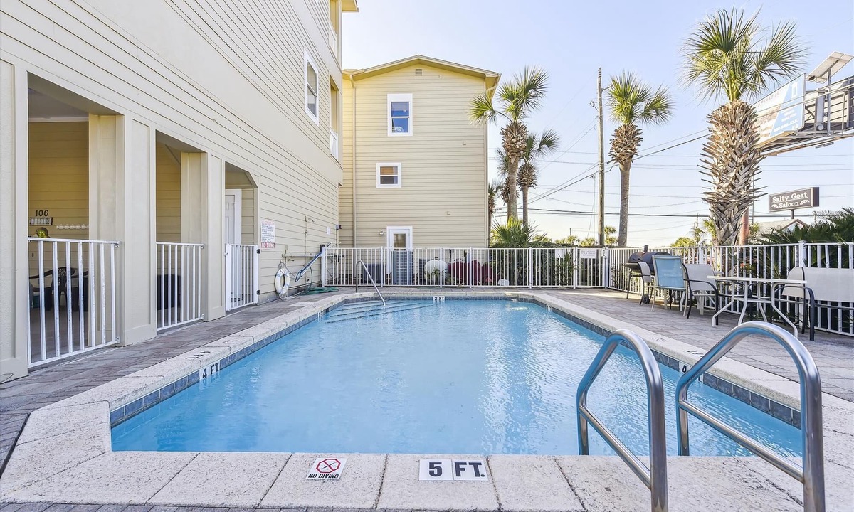 Bahama Beach Condo | Relax at Second Wind – Gulf Views on Every Floor, 3 Suites, Pool & Free Guest Perks
