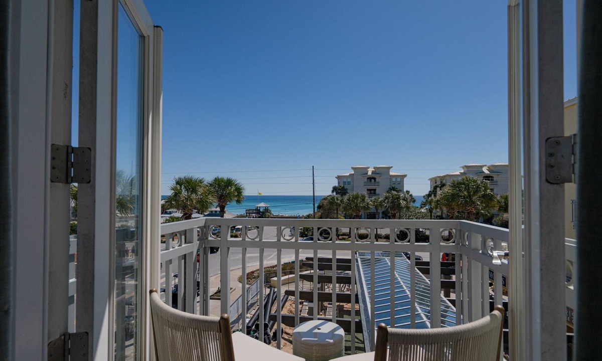 Gulf Place Condo | Relax by Gulf waves/corner unit/deeded beach access