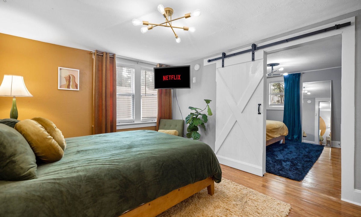Historic District House | Retro Retreat minutes from downtown