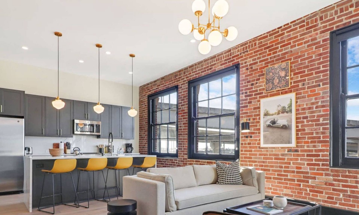 Arts/Warehouse District House | Roami at The Lola | Near Bourbon St. | 3 Bedroom
