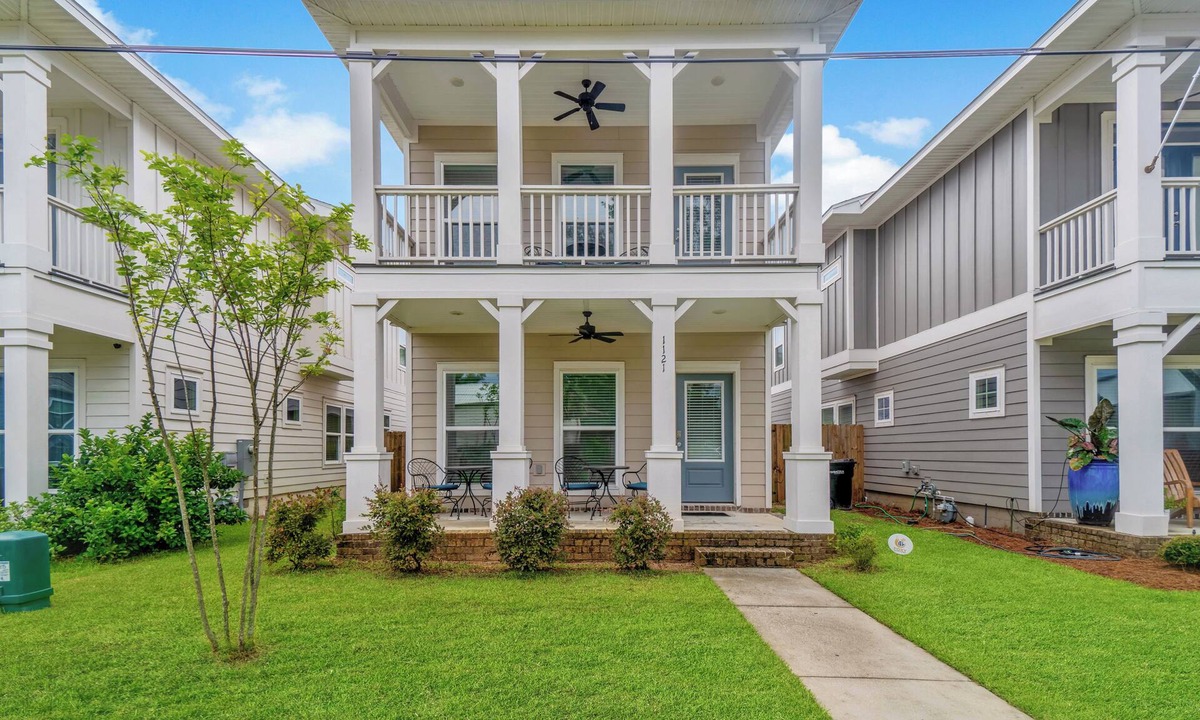 South Pensacola House | Romana Hideaway | 3 Bed, 4 Bath