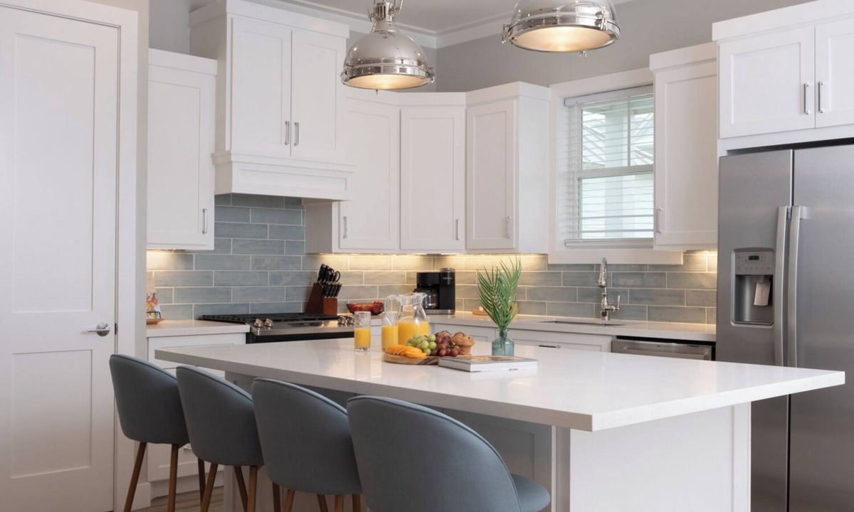 Beachside Village House | Salty Bay Getaway | Luxury 4BR w Pool | Near Beach