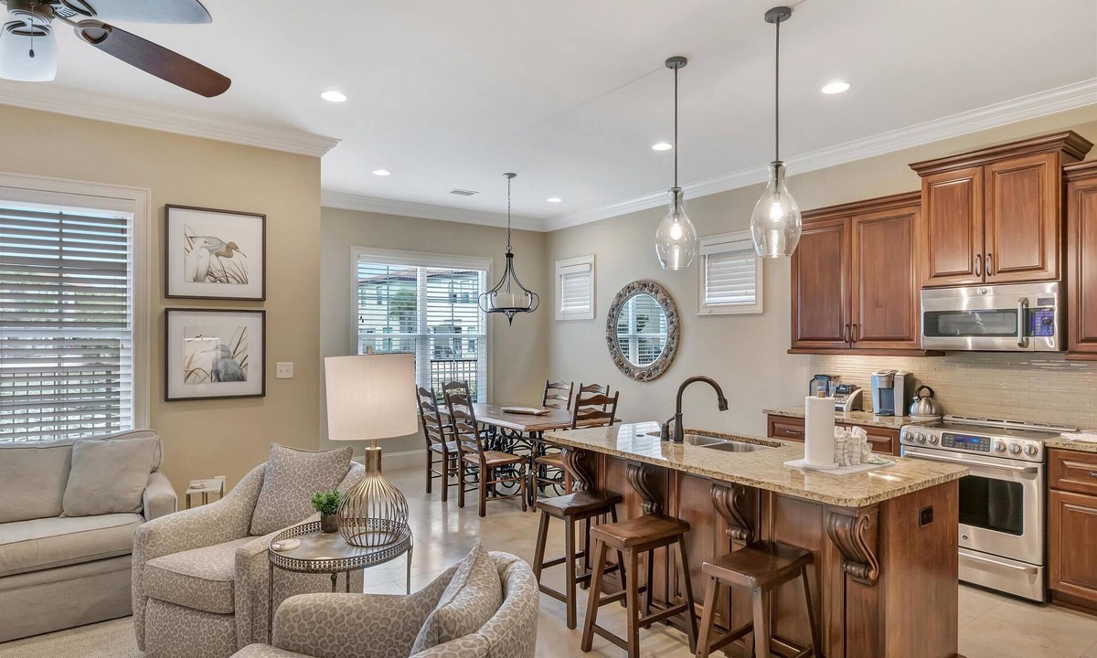 Villa Lago Condo | Sandestin 4BR w/Golf Cart – Luxury & Location