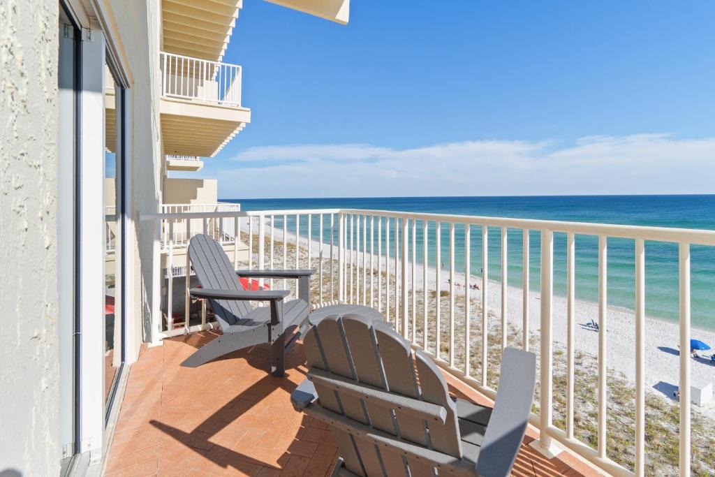 Pensacola Beach Apartment | Sans Souci 407