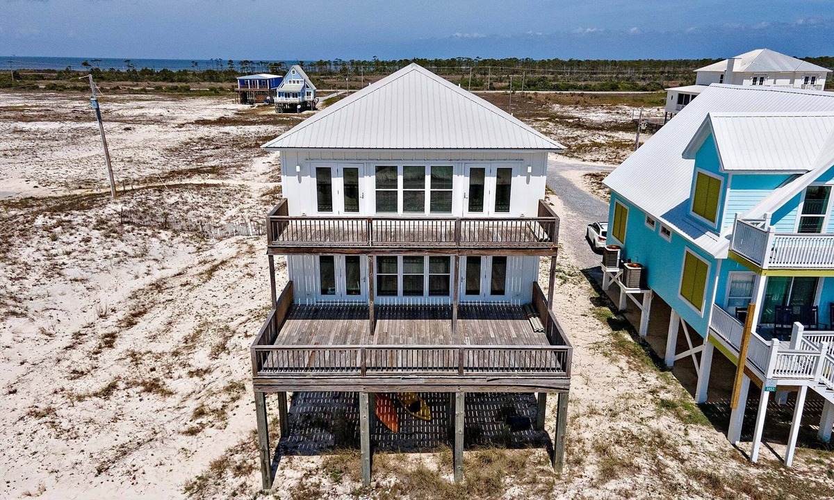 Southpointe House | Santiago Gulf Front 4 Bedroom 2 Living Rooms Sleeps 12 by Prickett Properties