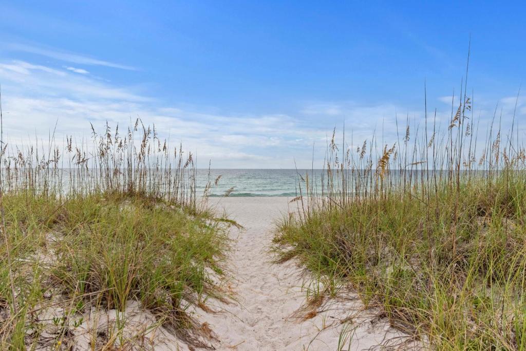 Navarre Beach Apartment | Sea Hawk