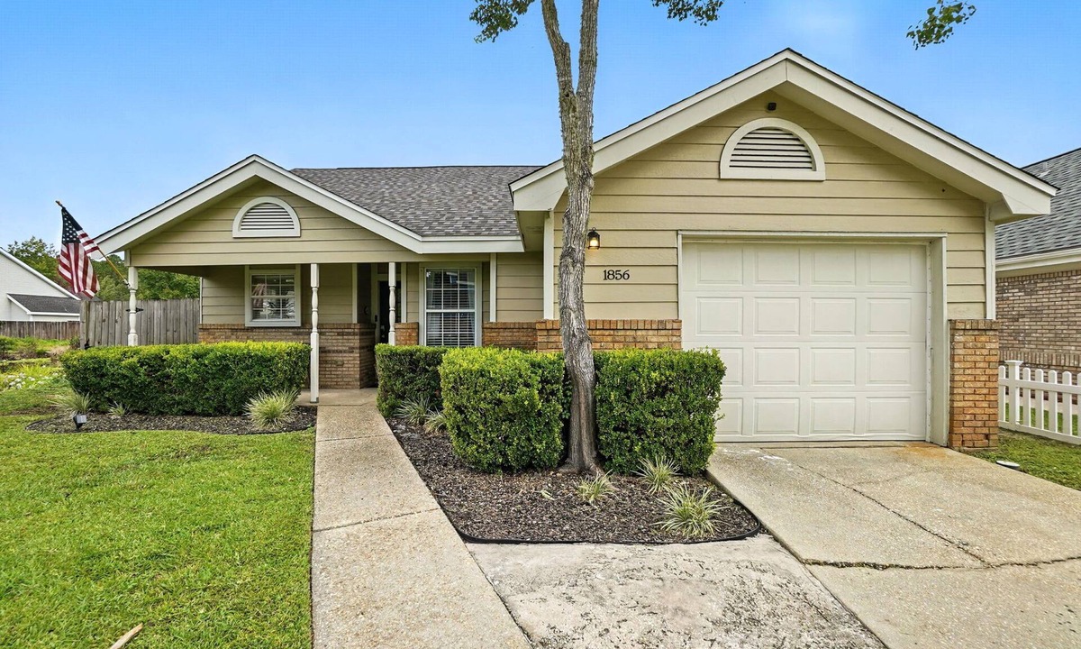 Wright House | Sea Horse Cove: Fully Fenced, Kid and Pet Friendly
