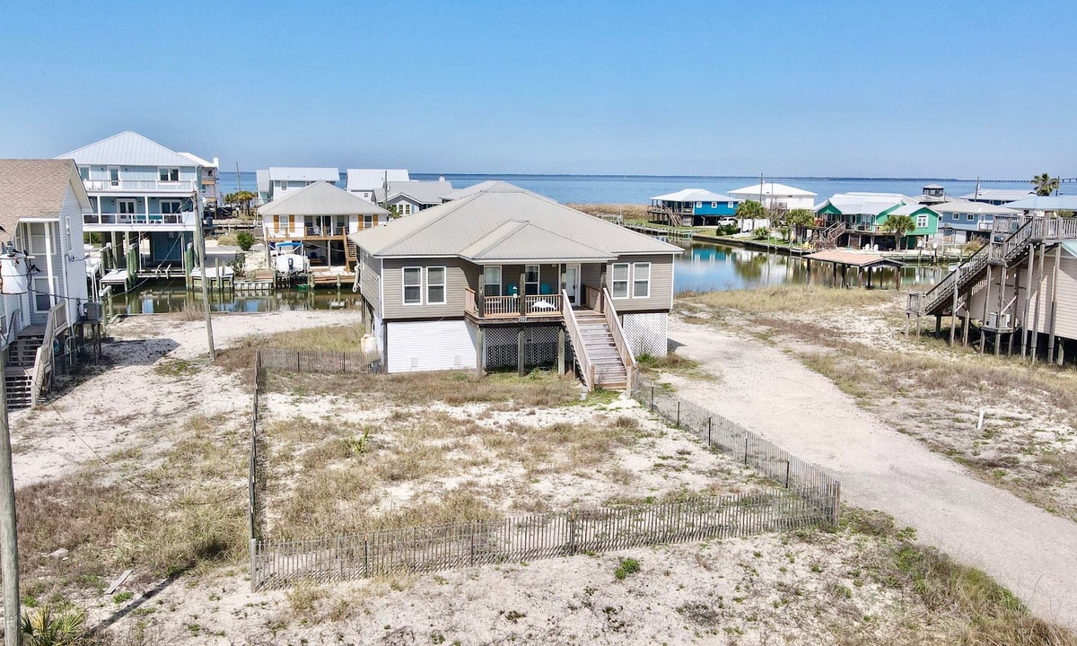Silver Cay House | Sea Level | Relaxing Gulf Getaway, pets welcome