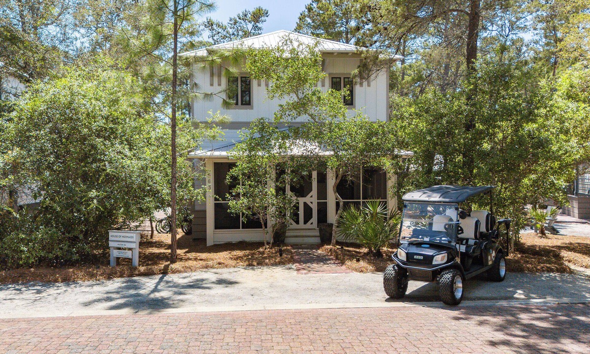 Seacrest House | Seacrest Home+ Golf Cart, Near Beach, Pool & Bikes