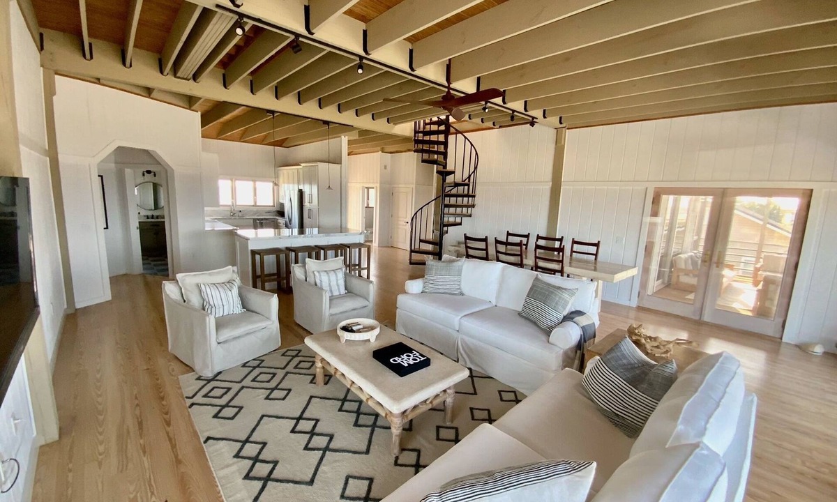 Alligator Point House | Seafarer 3 bed 2 1/2 bath Gulf to bay sleeps 6. Elevator