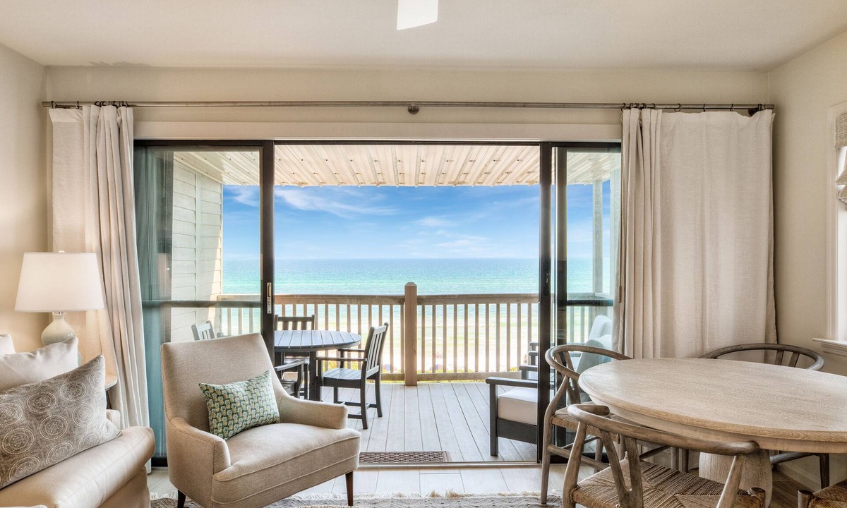 Seacrest Condo | Seamist #8 Gulf Front Condo - Gulf Front, Bikes, & Balcony Views!