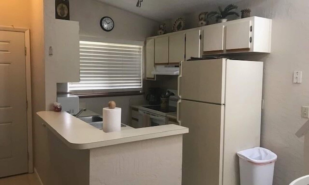 New Smyrna Beach Villa | Seaside S 4302 1 Bedroom Condo by RedAwning