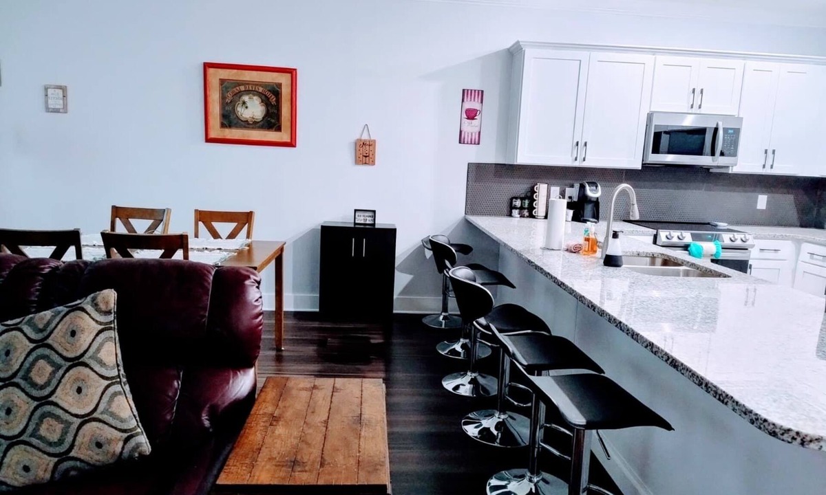 Ocean City House | Seaside Serenity Pet-Friendly Near Destin
