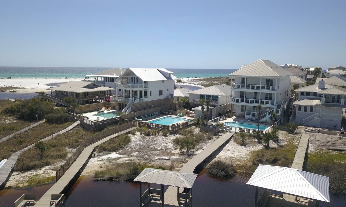 Grayton Beach House | Seaspray 7bed7.5B, Grayton, pool,Gulf/Lake/DOCK/Red Bar! Close to Beach!