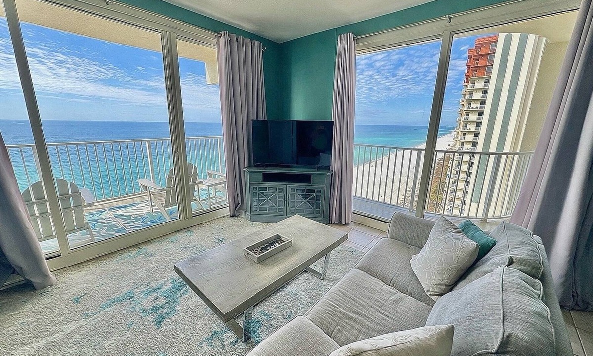 Panama City Beach House | Shores of Panama end unit/Sunset view/FREE BEACH CHAIRS/res. parking