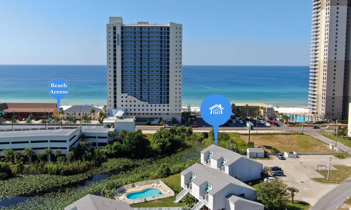 El Centro Beach Condo | Short Walk to the Shore, 2-Story Beach Condo, Community Swimming Pool, Beach Vibes at Lullwater 437