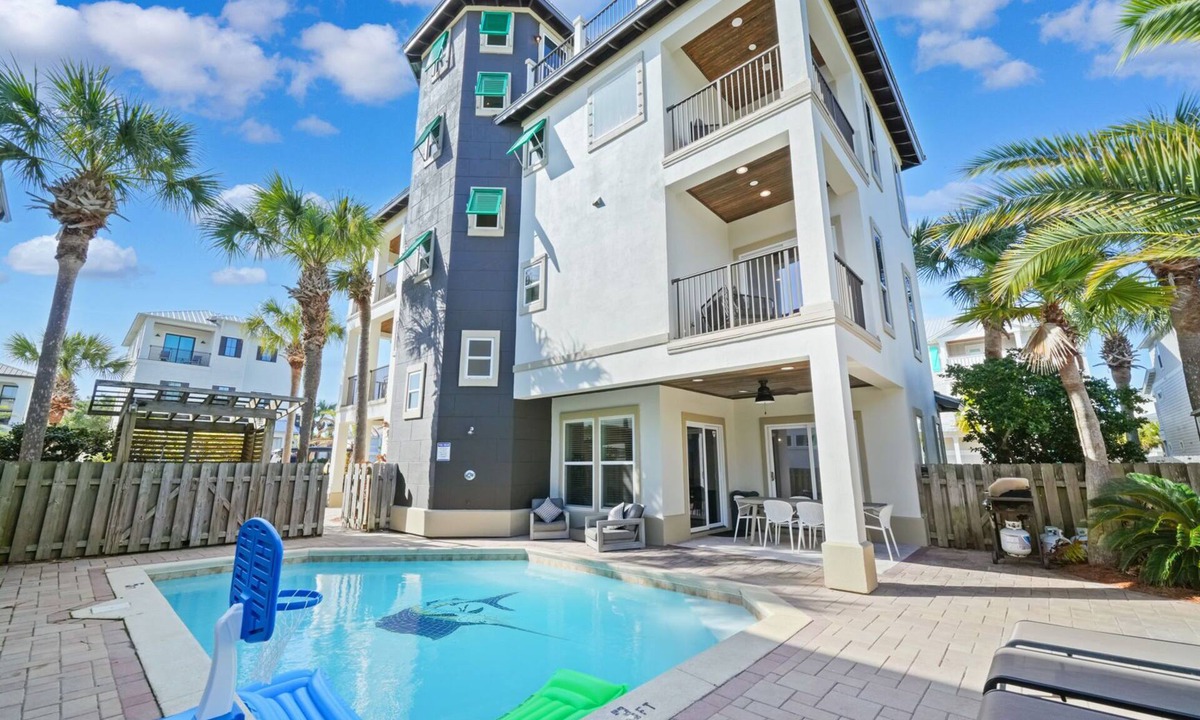 Frangista Beach House | Sleeps 21, Golf Cart Included, Private Pool, Private Beach Access 2 mins away
