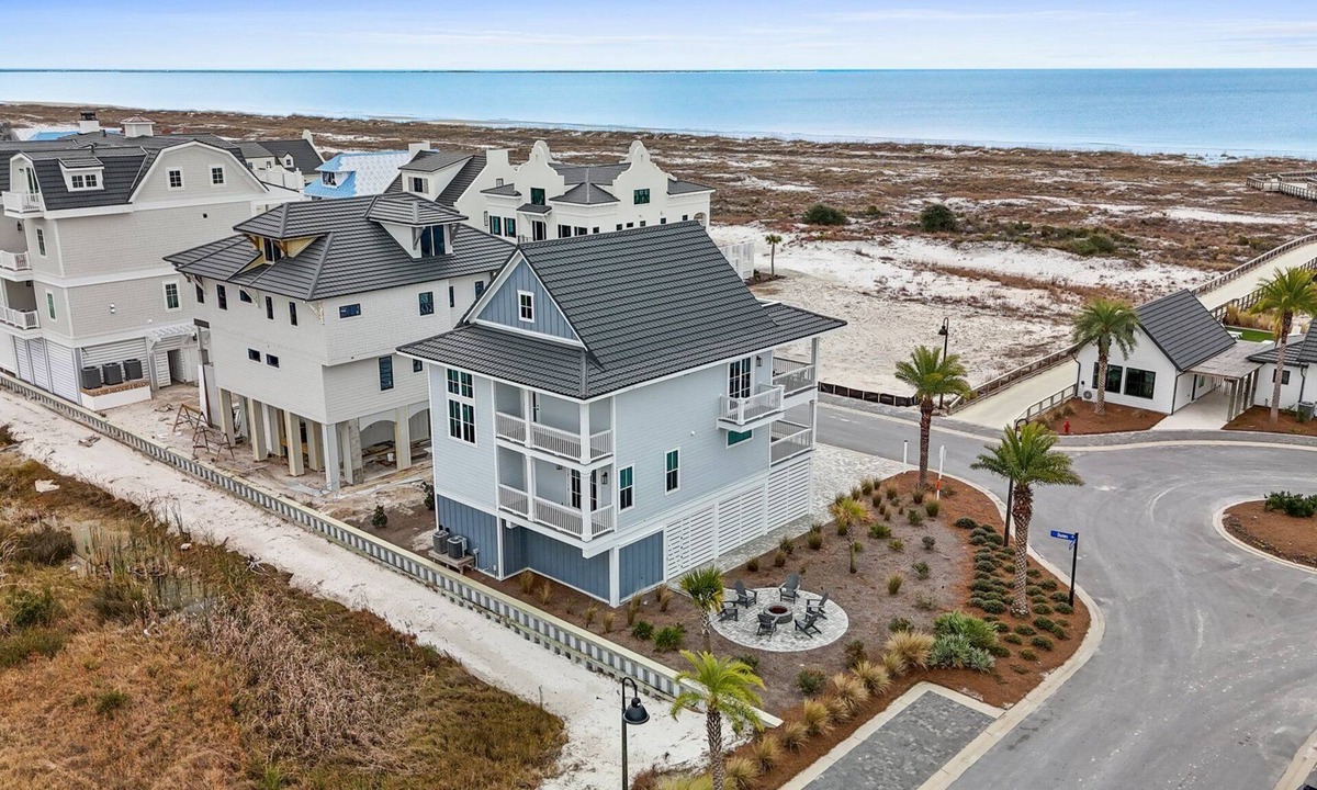 Bay County House | Sol-Y-Mar: Stunning New Build Sugar Sands Home: Sleeps 10, Pet Friendly!