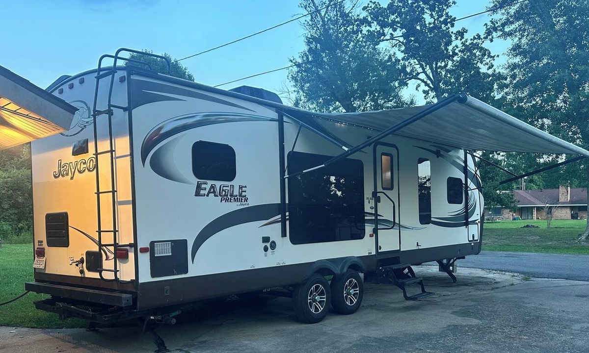 Prien House | South Lake Charles, Serene & Peaceful RV