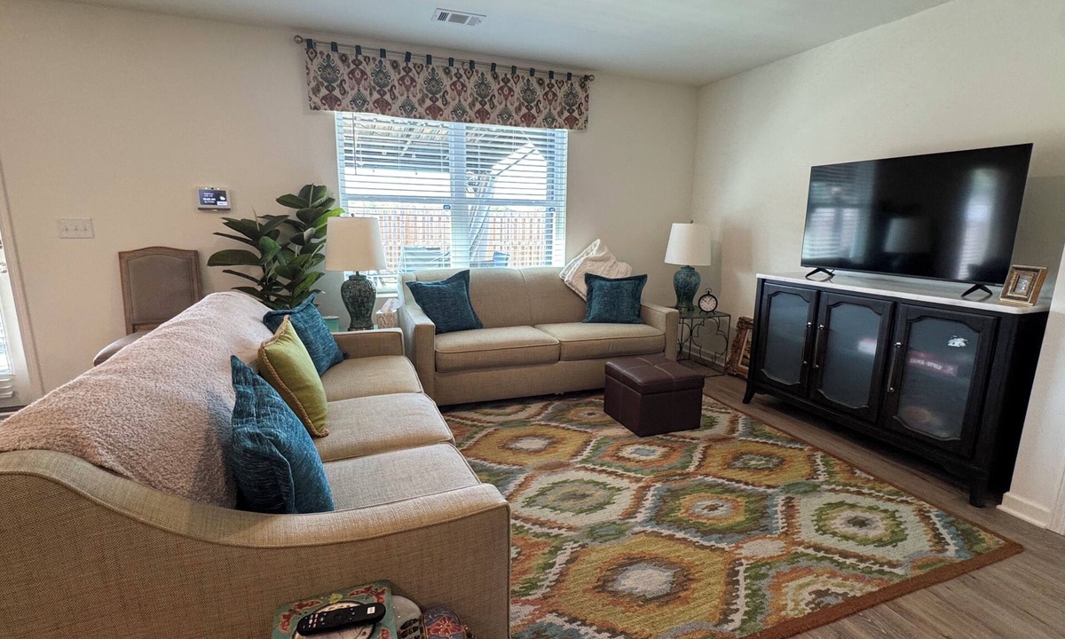 Northport House | Southern Tide | Tuscaloosa Retreat Near Bryant-Denny Stadium | Sleeps 8