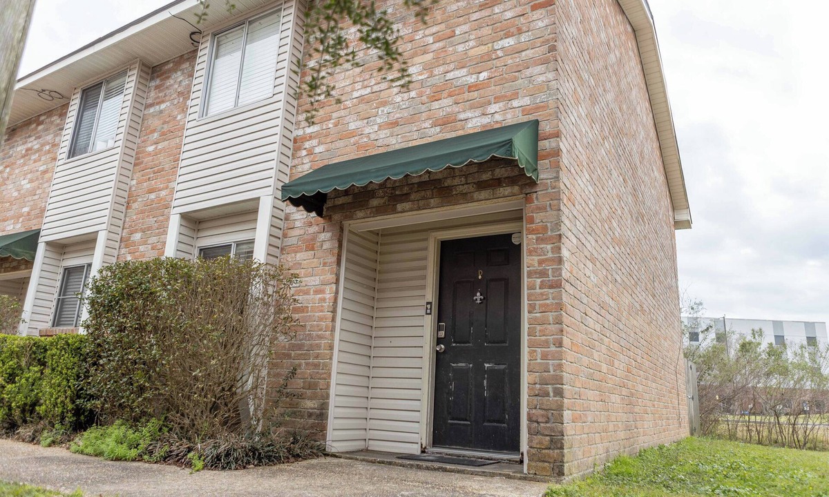 Gonzales Condo | Spacious & Cozy Getaway in Gonzales – Home Away From Home