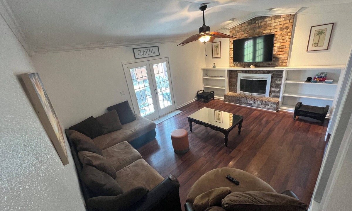 Northwest Pensacola House | Spacious Family Beach Vacation