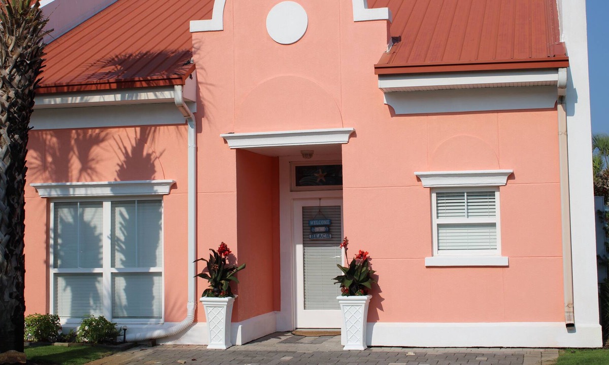 Sunset Pass House | Spacious Family Ready- 3 BR/3BA! Lots Of Amenities In Beautiful Banana Bay!