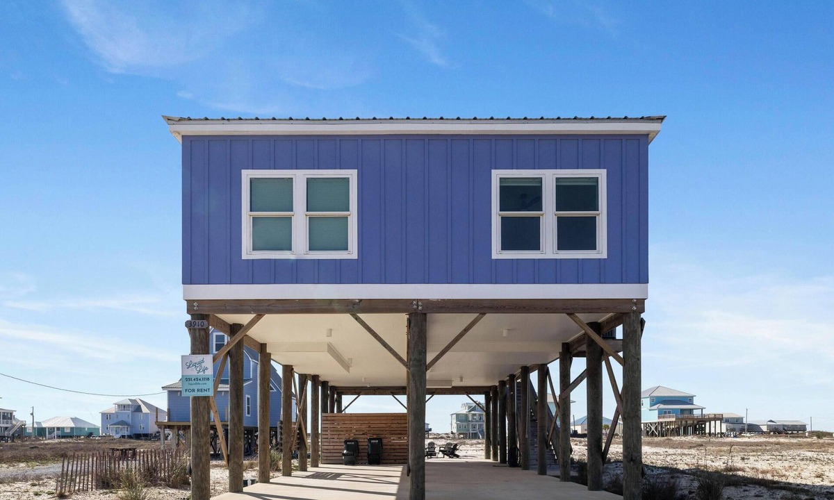 Southpointe House | Steele Away by Liquid Life