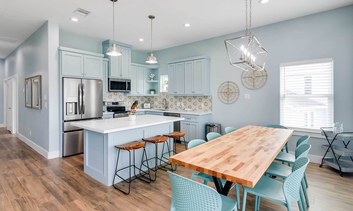 Acapulco Village House | Steps to Coast! Beach Home w/2 Decks in Galveston