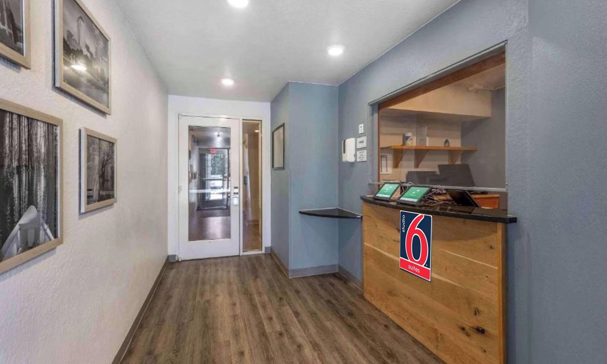 Shreveport Hotel | Studio 6 Extended Stay Shreveport Airport LA