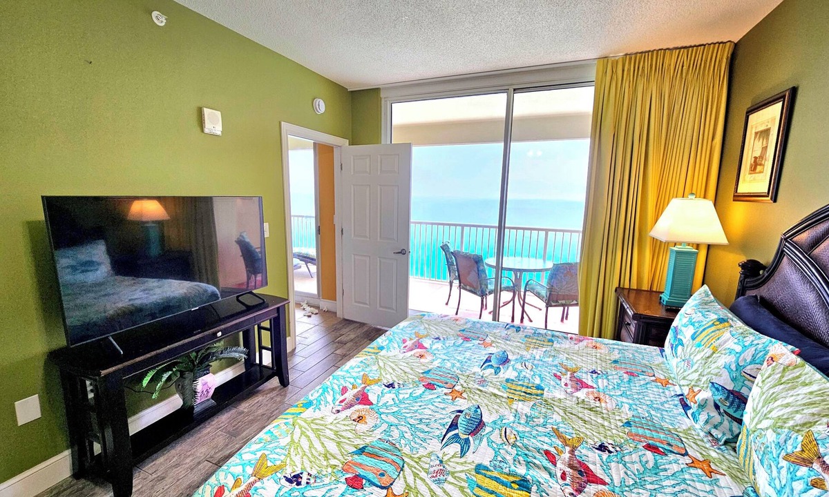 Long Beach Condo | Stunning BEACHFRONT 3 BR 2 BA Majestic family condo, 5 pools, amenities galore!