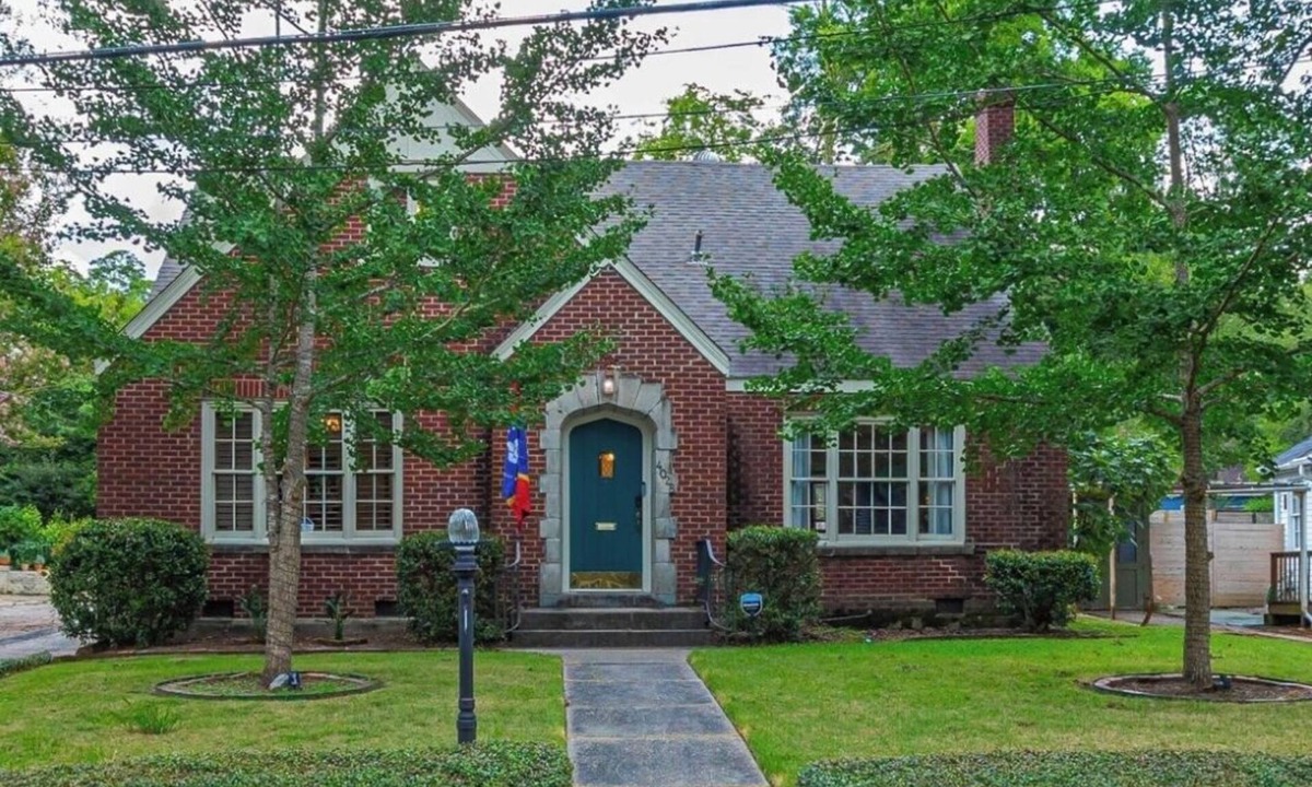 Fondren House | Stylish Home in Vibrant Fondren Neighborhood