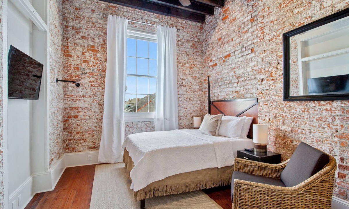 Faubourg Marigny Apartment | Stylish Marigny Apt on Frenchmen St.