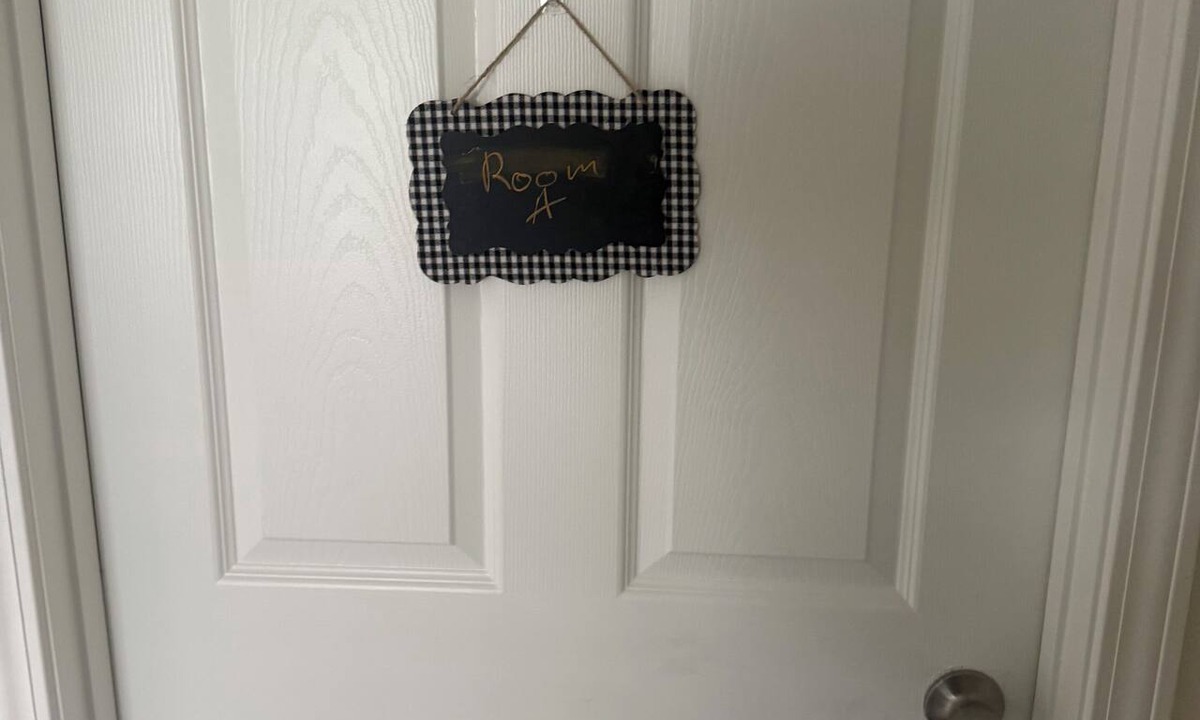 Scotlandville House | Stylish Modern Home Minutes From Southern University with rooms to rent