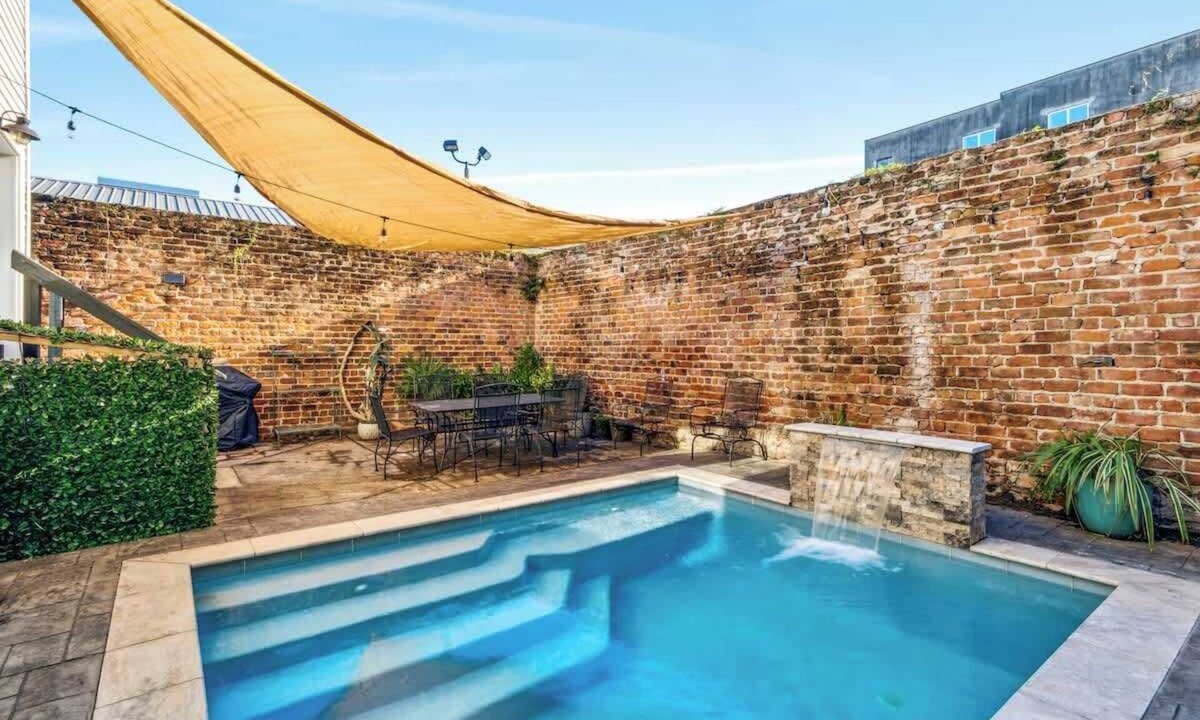 Faubourg Lafayette Villa | Sunny 5BR Villa w/Private Pool & Courtyard Oasis