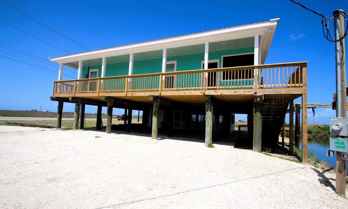 Golden Meadow House | Sweet Shangri-Leeville, LA - Coastal Realty Group