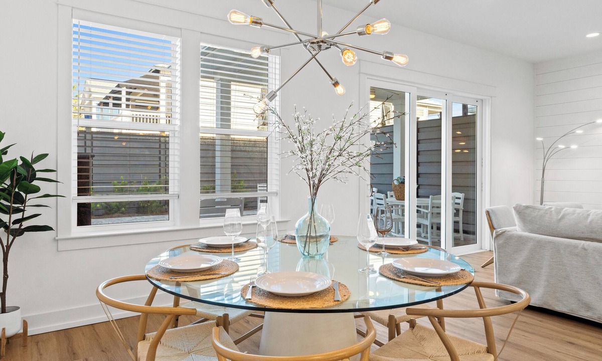 Silver Sands Beach Apartment | Take it Easy by Book That Condo
