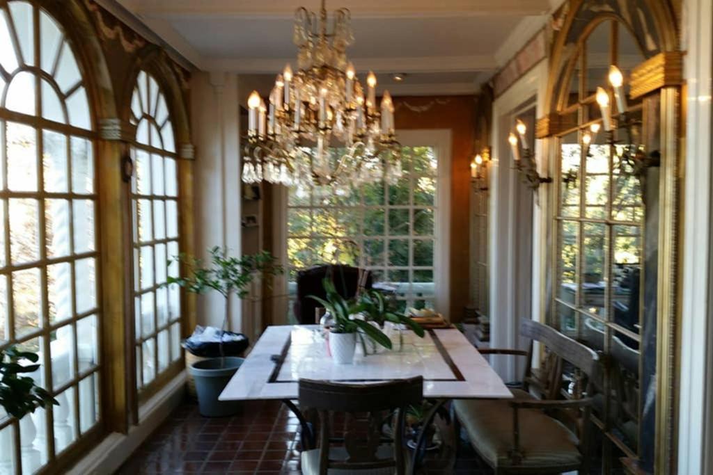 Redmont Park Villa | Taste of Europe in Redmont with Hot Tub
