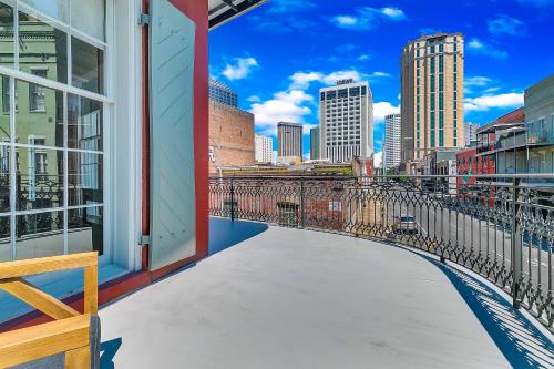 Central Business District House | The Bacchus