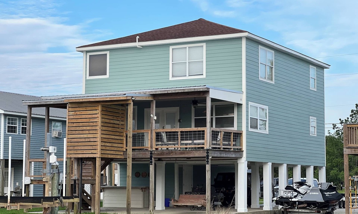 Shoreline Park House | The Bay Getaway-Boat Dock and Launch