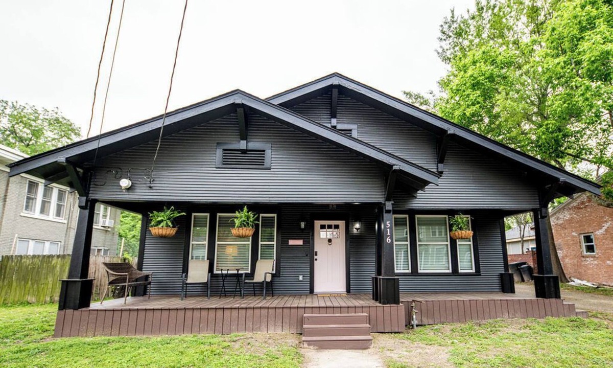 Sulphur Springs House | The Benjamin - Historic Downtown Bungalow on Connally Street