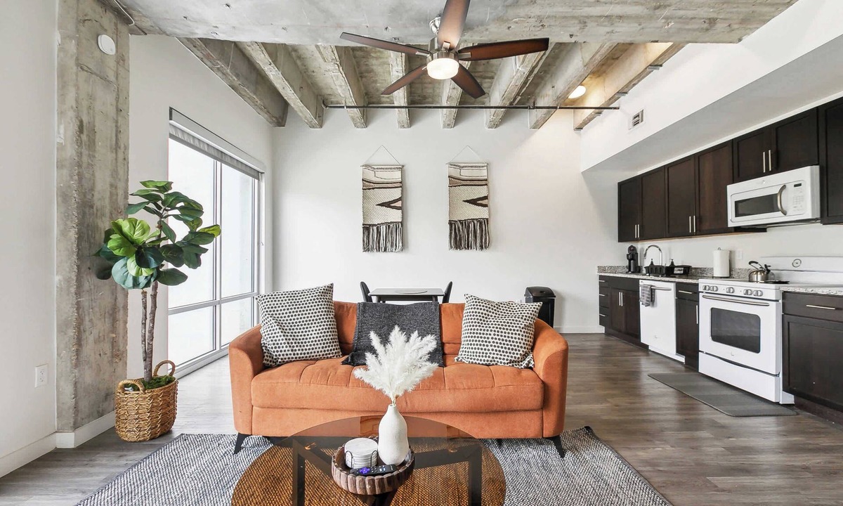Baton Rouge Apartment | The Best of Downtown Living!
