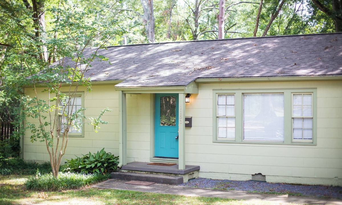 Fondren House | The Blue Jay House in North Fondren