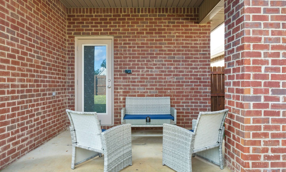 Milton House | » The Family Landing - Pet and Family Friendly «