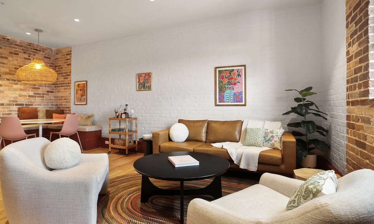 Faubourg Lafayette Hotel | The Gisele: 4BR/3BA for 8 | Pool + Streetcar Stop