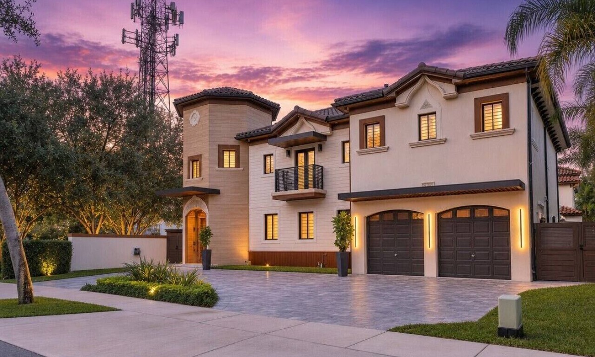 Miami Lakes Villa | The Marble Mansion | Executive Miami Lakes Retreat