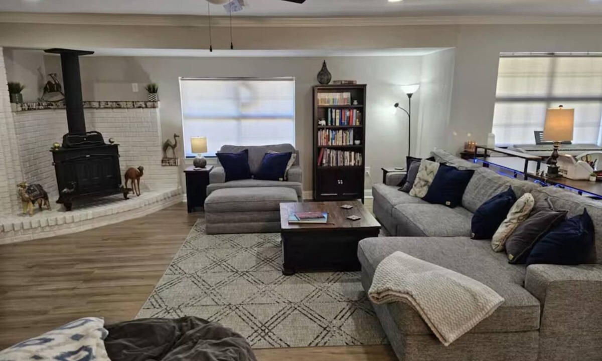 Bossier City House | The Nomads Nest – Great Location - Feels Like Home
