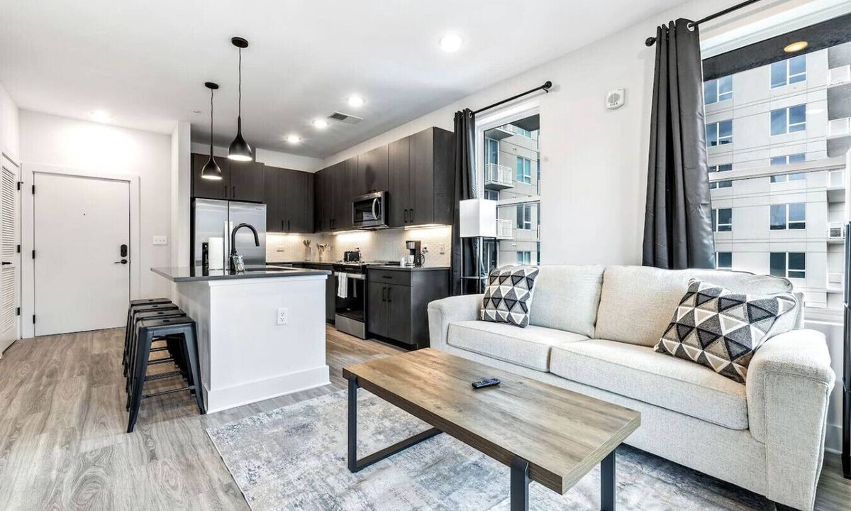 Channel District Apartment | The Perfect 2BD in Channelside District!