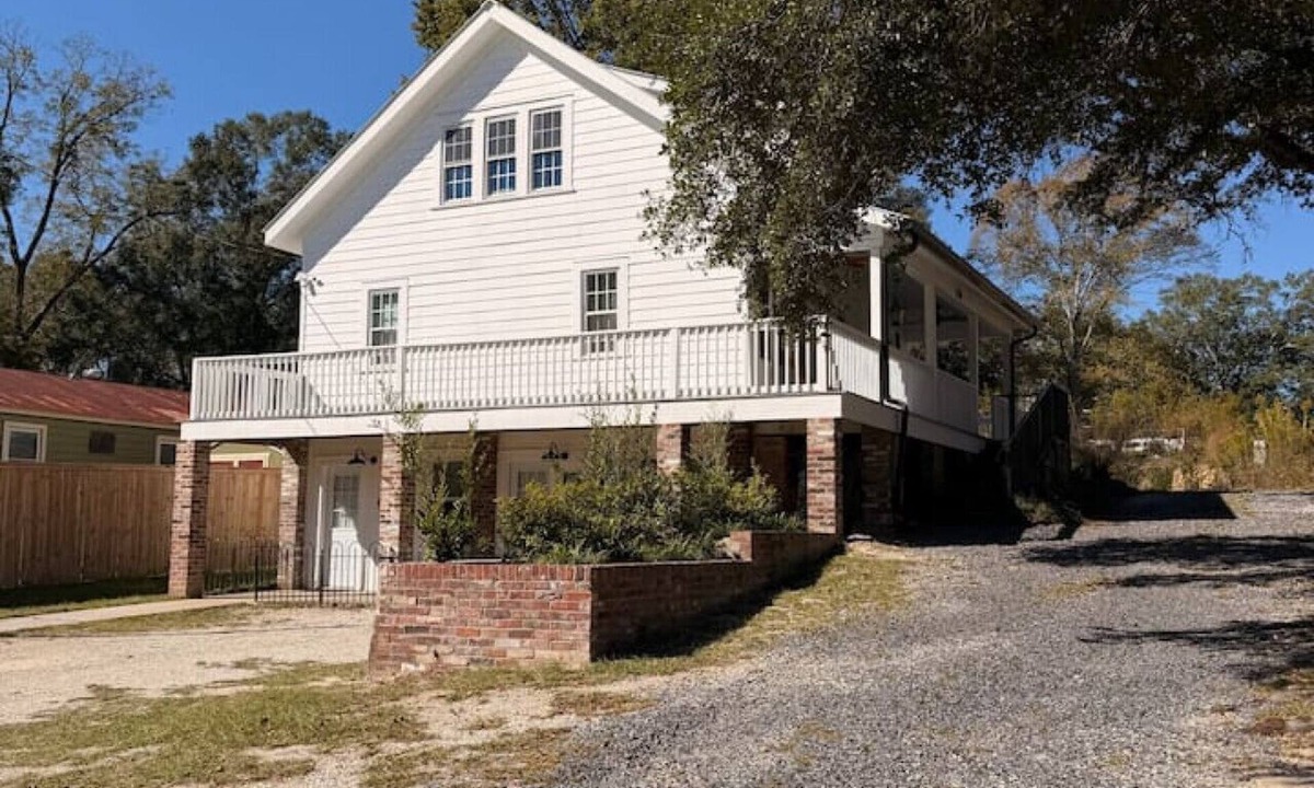Jackson House | The Phenix by Raven`s Keep